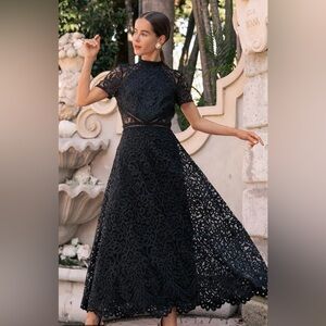 ML Monique Lhuillier Black Lace Midi Dress Size 4